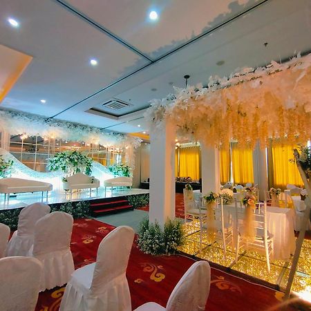 Sindoro Hotel Cilacap By Conary Exterior foto