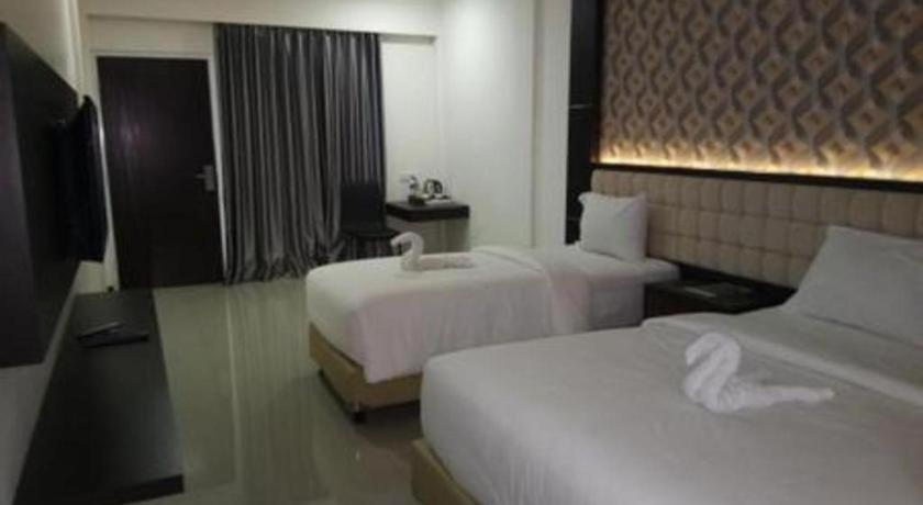 Sindoro Hotel Cilacap By Conary Exterior foto