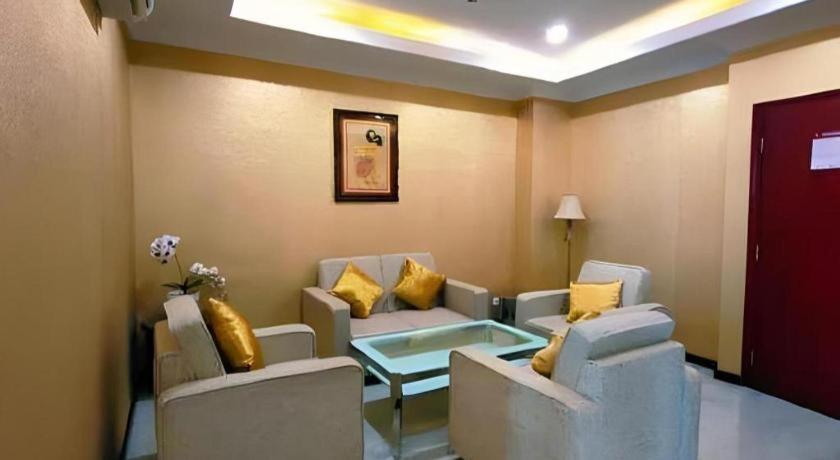 Sindoro Hotel Cilacap By Conary Exterior foto
