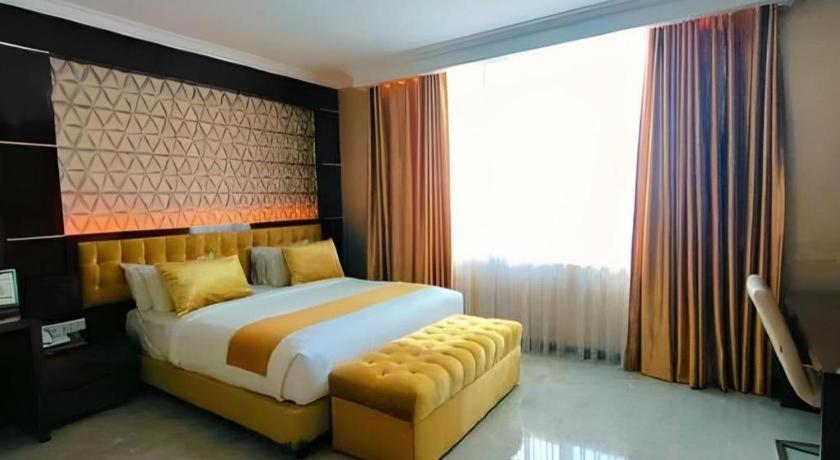 Sindoro Hotel Cilacap By Conary Exterior foto