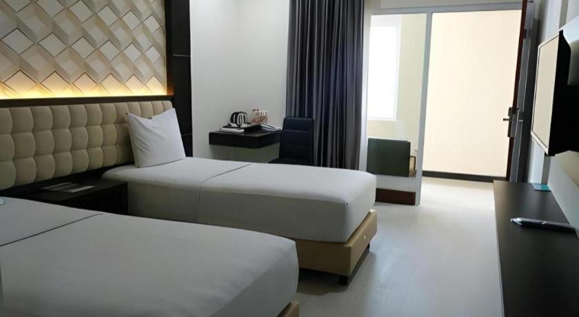 Sindoro Hotel Cilacap By Conary Exterior foto